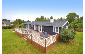 Cozy Home In Græsted With Wifi